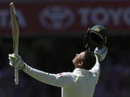 കിങ് കവാജ, കളി ഓസീസിന്റെ വരുതിയില്‍... മികച്ച ലീഡ് ഉറപ്പാക്കി