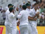 ബൗളര്‍മാര്‍ ജയം വച്ച് നീട്ടി, തട്ടിത്തെറിപ്പിച്ച് ബാറ്റിങ് നിര... ഇന്ത്യക്കു ദയനീയ തോല്‍വി