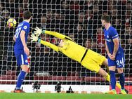 എമിറേറ്റ്‌സില്‍ ഗോള്‍കീപ്പര്‍ ഷോ... 33 ഗോളവസരങ്ങള്‍!! ഗോളായത് നാലെണ്ണം മാത്രം...