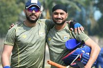 ഐപിഎല്ലില്‍ വയസന്മാര്‍ക്ക് വിലയില്ല; ഇന്ത്യന്‍ താരങ്ങള്‍ക്ക് കിതപ്പ്