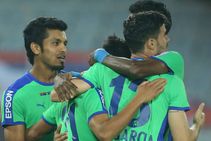 ഐഎസ്എല്‍: ചാംപ്യന്‍മാരെ തകര്‍ത്ത് ബെംഗളൂരു സെമിയിലേക്ക്... മിന്നുന്ന ജയം