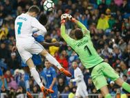 ഇംഗ്ലണ്ടില്‍ 'കസേരകളി', ലിവര്‍പൂള്‍ വീണ്ടും രണ്ടാമത്, റൊണാള്‍ഡോ ഡബിളില്‍ റയല്‍