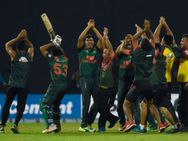 ലങ്ക-ബംഗ്ലാദേശ് പോരാട്ടത്തിനിടെ നാടകീയ രംഗങ്ങള്‍... താരങ്ങള്‍ ഏറ്റുമുട്ടി!!