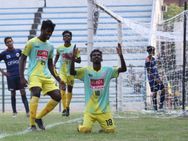 തോല്‍പ്പിക്കാനാവില്ല മക്കളേ... മഹാരാഷ്ട്രയെയും തകര്‍ത്തു, ഹാട്രിക് ജയവുമായി കേരളം സെമിയില്‍