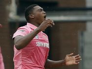 ഐപിഎല്‍: ചെന്നൈക്കു വേണ്ടി അരങ്ങേറുന്നതിന് മുമ്പ് എന്‍ഗിഡി മടങ്ങി... ഇതാണ് കാരണം