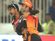 ഐപിഎല്‍: ഹൈദരാബാദില്‍ 'സണ്‍റൈസ്'... പഞ്ചാബിനെ എറിഞ്ഞൊതുക്കി, മധുരപ്രതികാരം