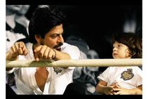 ഷാരൂഖിന് മകനെ ഇന്ത്യന്‍ ടീമില്‍ കളിപ്പിക്കാന്‍ ആഗ്രഹം; പക്ഷെ ക്രിക്കറ്റിലല്ല, പിന്നെയോ?