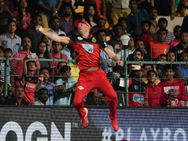 ഐപിഎല്‍: ഹാട്രിക് ജയം, ആര്‍സിബി ഈസ് ബാക്ക്... ഹൈദരാബാദിനെയും വീഴ്ത്തി