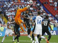 ലോകകപ്പ്: മെസ്സി ഹീറോയല്ല, വില്ലനായി!! പെനല്‍റ്റി പാഴാക്കി... അര്‍ജന്റീനയ്ക്ക് സമനില മാത്രം