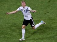 ക്രൂസ് ഗോളില്‍ ചാംപ്യന്‍മാര്‍ക്ക് പുതുജീവന്‍... സ്വീഡനെ വീഴ്ത്തിയത് 2-1ന്