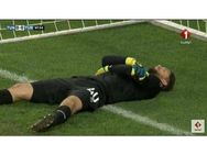 കളിക്കിടെ താരങ്ങള്‍ക്ക് നോമ്പ് തുറക്കാന്‍ തുനീഷ്യന്‍ ഗോളി പുറത്തെടുത്തത് പുതിയ തന്ത്രം