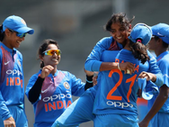 ഏഷ്യാ കപ്പ്: തായ്‌ലന്‍ഡും കടന്ന് ഇന്ത്യന്‍ പെണ്‍പട... എതിരാളികളെ നാണംകെടുത്തി, തുടരെ രണ്ടാം ജയം