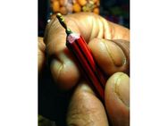 പെൻസിൽ മുനയിൽ ലോകകപ്പ്‌ മാതൃകയൊരുക്കി വടക്കാഞ്ചേരി സ്വദേശി സൂരജ്‌ കുമാർ വീണ്ടും ശ്രദ്ദേയനാകുന്നു