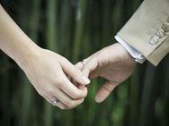 ഇന്ത്യ ഇംഗ്ലണ്ട് മത്സരത്തിനിടെ പെണ്‍കുട്ടിയോട് യുവാവിന്റെ വിവാഹാഭ്യര്‍ഥന; പ്രതികരണം വൈറല്‍