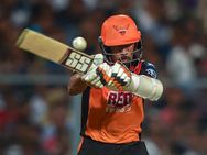 ഇംഗ്ലണ്ടിനെതിരായ ടെസ്റ്റ് പരമ്പര: സാഹയ്ക്ക് നഷ്ടമായേക്കും; പകരം എത്തുക വെടിക്കെട്ട് താരമോ?