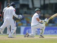 ലങ്കയുടെ സ്പിന്‍ കെണിയില്‍ രക്ഷയില്ല... ദക്ഷിണാഫ്രിക്ക കനത്ത തോല്‍വിയിലേക്ക്