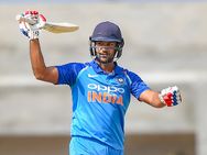 ചതുരാഷ്ട്ര ക്രിക്കറ്റ്: ഇന്ത്യ എ ടീമിനെ തരിപ്പണമാക്കി ബി ടീം; ദക്ഷിണാഫ്രിക്കയെ വീഴ്ത്തി കംഗാരുപ്പട