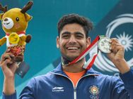 ഉന്നം പിഴയ്ക്കാതെ ഇന്ത്യ... ഷൂട്ടിങില്‍ വീണ്ടും മെഡല്‍, ലക്ഷയ് ഷെറോണിന് വെള്ളി