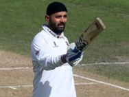 കൗണ്ടിയില്‍ വരവറിയിച്ച് വിജയ്, അരങ്ങേറ്റത്തില്‍ സെഞ്ച്വറി!! അംലയുടെ റെക്കോര്‍ഡിനൊപ്പം...