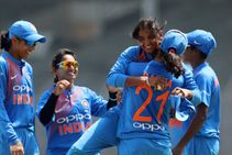 ട്വന്റി-ട്വന്റി: ഇന്ത്യന്‍ വനിതകള്‍ വിജയക്കുതിപ്പ് തുടരുന്നു... പരമ്പര നേട്ടത്തിനരികെ