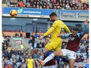 ചെല്‍സി, മാഞ്ചസ്റ്റര്‍, പിഎസ്ജി, മിലാന്‍ ടീമുകള്‍ക്ക് ജയം... ആഴ്‌സനലിന്റെ വിജയക്കുതിപ്പിന് ബ്രേക്ക്