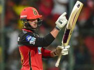 ഐപിഎല്‍: കപ്പ് തിരിച്ചുപിടിക്കാന്‍ മുംബൈയുടെ പടയൊരുക്കം... ആര്‍സിബി വിട്ട് ഡികോക്ക് മുംബൈയിലേക്ക്