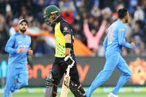 ആദ്യ കളിയില്‍ മാക്‌സ്‌വെല്‍ ക്രുനാലിനെ പറത്തി, രണ്ടാം മത്സരത്തില്‍ ക്രുനാലും; ആവേശം കാണേണ്ടതുതന്നെ