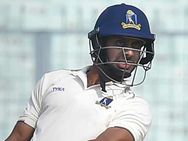 ഐപിഎല്‍ ലേലം; താനത്ര മോശക്കാരനാണോയെന്ന് മനോജ് തിവാരി, വിറ്റുപോകാത്തതില്‍ അരിശം