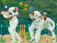 രഞ്ജി ട്രോഫി: കേരളത്തിന്റെ വിജയക്കുതിപ്പിന് ബ്രേക്ക്... മധ്യപ്രദേശിനോട് തോറ്റു