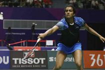 ബാഡ്മിന്റണ്‍ വേള്‍ഡ് ടൂര്‍ ഫൈനല്‍സ്; ആദ്യ മത്സരത്തില്‍ സിന്ധുവിന് ജയം; യമാഗൂച്ചിയോട് പകരംവീട്ടി