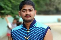 ക്രിക്കറ്റ് കളിക്കിടെ ഹൃദയാഘാതം; യുവതാരത്തിന് ദാരുണാന്ത്യം