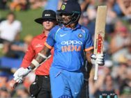 ആദ്യ ഏകദിനം: ബൗളിങ് കരുത്തില്‍ ഇന്ത്യ, ന്യൂസിലാന്‍ഡിനെ തകര്‍ത്ത് കോലിപ്പട തുടങ്ങി