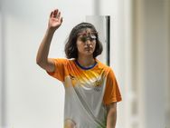 'രണ്ട് കോടി രൂപ നല്‍കുമോ ഇല്ലയോ?'; മനു ഭാക്കര്‍ക്ക് മറുപടിയുമായി കായിക മന്ത്രി