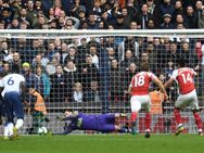 പ്രീമിയര്‍ ലീഗ്: ടോട്ടനം- ആഴ്‌സനല്‍ പോര് ഒപ്പത്തിനൊപ്പം, സ്പര്‍സിന് കനത്ത തിരിച്ചടി