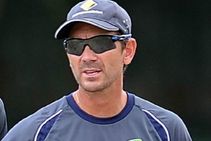 മാക്‌സ് വെല്ലിന് മുന്നില്‍ 'വിരാട് കോലി ചാലഞ്ച്' ഉയര്‍ത്തി പരിശീലന്‍ ലാംഗര്‍; അതിനു കഴിയുമോ?