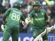 ലോകകപ്പ്: ബാബറിന് സെഞ്ച്വറി, കിവികളുടെ ചിറകരിഞ്ഞ് പാക് പട സെമി പ്രതീക്ഷ കാത്തു