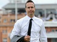 ഓവല്‍ നീലക്കടലായി.... ഓസീസിന് കൈയ്യടിച്ചത് 33 പേര്‍, ട്രോളുമായി മൈക്കല്‍ വോന്‍