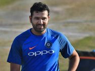 രോഹിത്ത് അന്ന് തകര്‍ന്ന് പോയി.... പിന്നീട് നടന്നത് ഇങ്ങനെ, കോച്ച് പറയുന്ന കാരണം ഇതാണ്