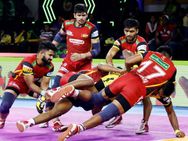 പ്രോ കബഡി ലീഗ്; തെലുഗ് ടൈറ്റന്‍സിന് അഞ്ചാം തോല്‍വി, ചാമ്പ്യന്മാര്‍ക്ക് ജയം