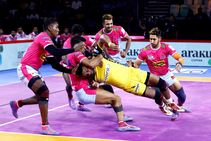 പ്രോ കബഡി ലീഗ്; ടൈറ്റന്‍സിന് മുന്നില്‍ കാലിടറി പിങ്ക് പാന്ഥേഴ്‌സ്, ദബാംഗ് ഡല്‍ഹിക്ക് വിജയം