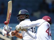 രണ്ടാം ടെസ്റ്റ്: കോലിക്കും മായങ്കിനും ഫിഫ്റ്റി, ഇന്ത്യ മികച്ച സ്‌കോറിലേക്ക്