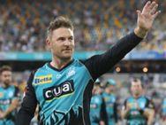 ഇതില്‍ കൂടി കാണാം... വെടിക്കെട്ട് തീര്‍ക്കാന്‍ മക്കുല്ലം ഇനിയില്ല, ക്രിക്കറ്റിനോട് വിട ചൊല്ലി