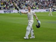 ആഷസ് 2019: സെഞ്ച്വറിയുമായി സ്മിത്തിന്റെ തിരിച്ചുവരവ്; ബ്രാഡ്മാന്‍ കീഴില്‍ ലോക റെക്കോര്‍ഡ്