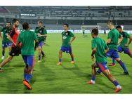 ഐഎസ്എല്‍: ചാമ്പ്യന്‍പട്ടം നിലനിര്‍ത്താന്‍ ബെംഗളുരു ഇറങ്ങുന്നു, അട്ടിമറിക്കാന്‍ നോര്‍ത്ത് ഈസ്റ്റ്