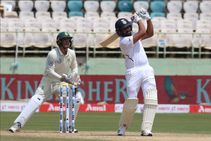 വിശാഖപട്ടണം ടെസ്റ്റ്; ഓപ്പണിങ് അരങ്ങേറ്റത്തില്‍ സെഞ്ച്വറിയുമായി രോഹിത്; ഇന്ത്യ മികച്ച സ്‌കോറിലേക്ക്