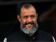 നിര്‍ണ്ണായക നീക്കത്തിനൊരുങ്ങി ആഴ്‌സണല്‍; എമറിക്ക് പകരം വോള്‍വ്‌സ് കോച്ചെത്തും?