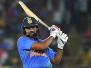 ഇന്ത്യ vs ബംഗ്ലാദേശ്: ഇന്ത്യയുടെ ആദ്യ 'നാന്നൂറാന്‍'... രോഹിത്തിനെ കാത്ത് അപൂര്‍വ്വ റെക്കോര്‍ഡ്