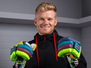 ഇക്കോ ഫ്രണ്ട്‌ലി ഗ്ലൗ വേണ്ട; സാം ബില്ലിങ്‌സിന് താക്കീതുമായി ഐസിസി