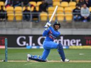 സ്മൃതി മന്ദാനയുടെ വെടിക്കെട്ട്; വിന്‍ഡീസിനെ തോല്‍പ്പിച്ച് ഇന്ത്യന്‍ വനിതകള്‍ക്ക് പരമ്പര