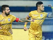 ISL: ചാംപ്യന്‍മാര്‍ ഞെട്ടി, ത്രില്ലറില്‍ ബെംഗളൂരുവിനെ വീഴ്ത്തി മുംബൈ